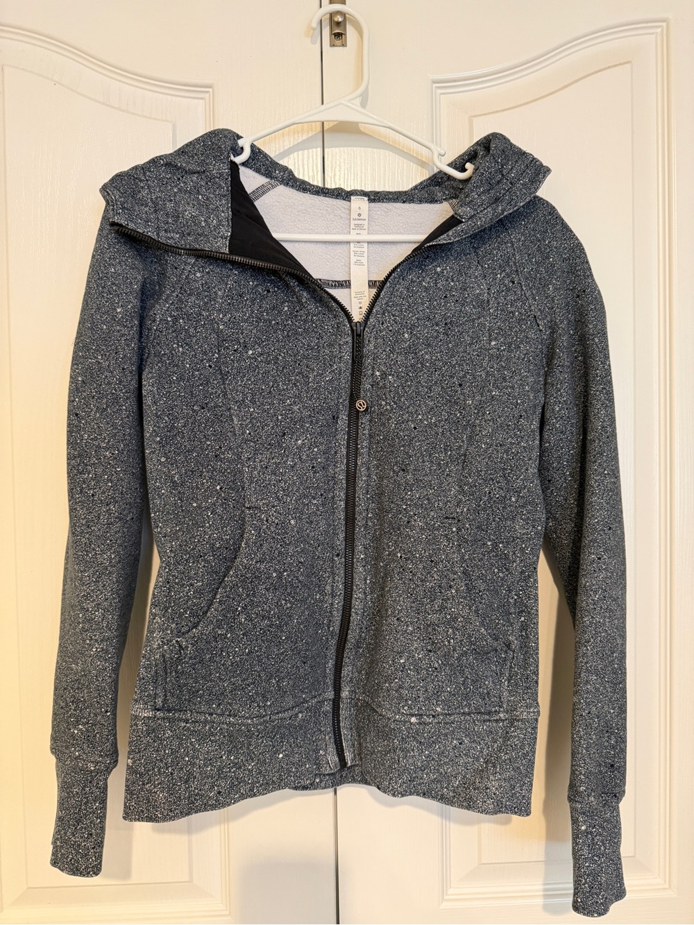 Lululemon Scuba Hoodie Light Cotton Fleece Luminesce Splatter White Black Size 6